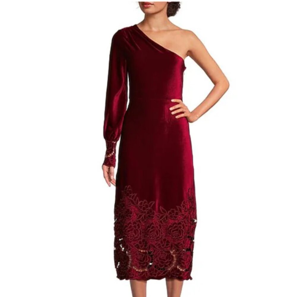 Layered with Love - One Sleeve Laser Cut Floral Hem Velvet Midi Dress (Burgundy)